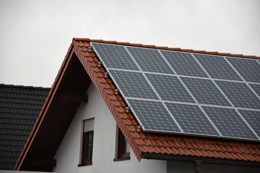Are Solar Panels Bad for Roofs? Common Myths & Facts